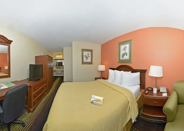Townhouse Salem - 2*