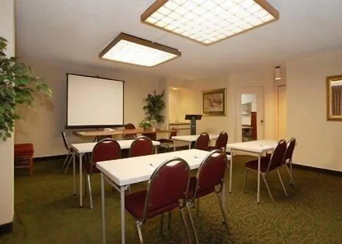 Townhouse Salem - 2*