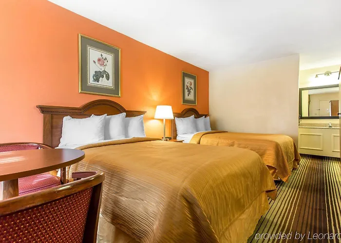 Inn Townhouse Salem - 2*