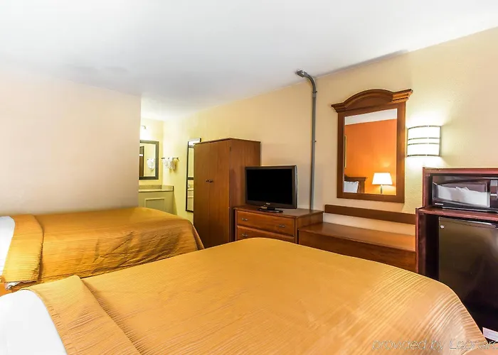 Inn Townhouse Salem -