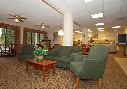 Townhouse Salem - Winston-Salem